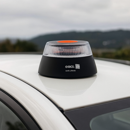 Baliza de Emergencia Inteligente V16 IoT – Luz de Seguridad Vial Certificada (EBOX)