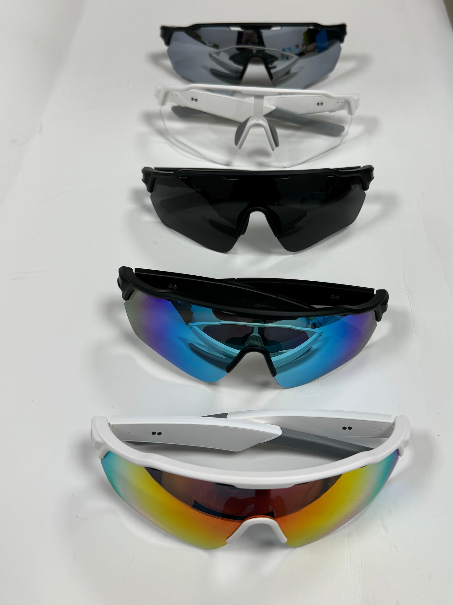 Gafas inteligentes deportivas IA - audio, llamadas, asistente de voz - lentes negras